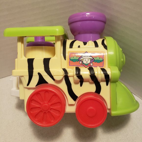 FISHER PRICE LITTLE PEOPLE SAFARI TRAIN ENGINE - PLAYS A MUSICAL TUNE - TESTED - Picture 4 of 16